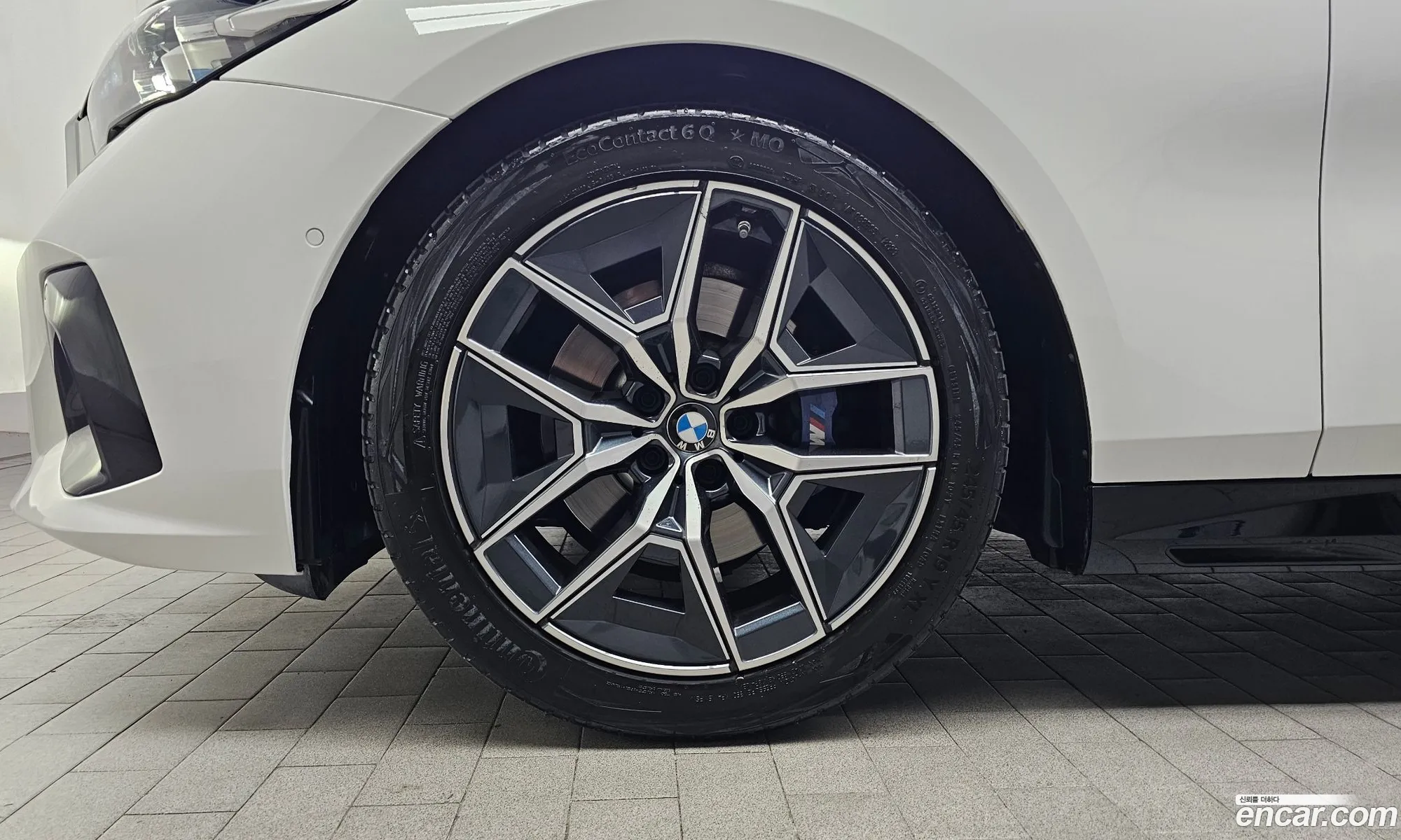 BMW 5 Series 2023 — 6