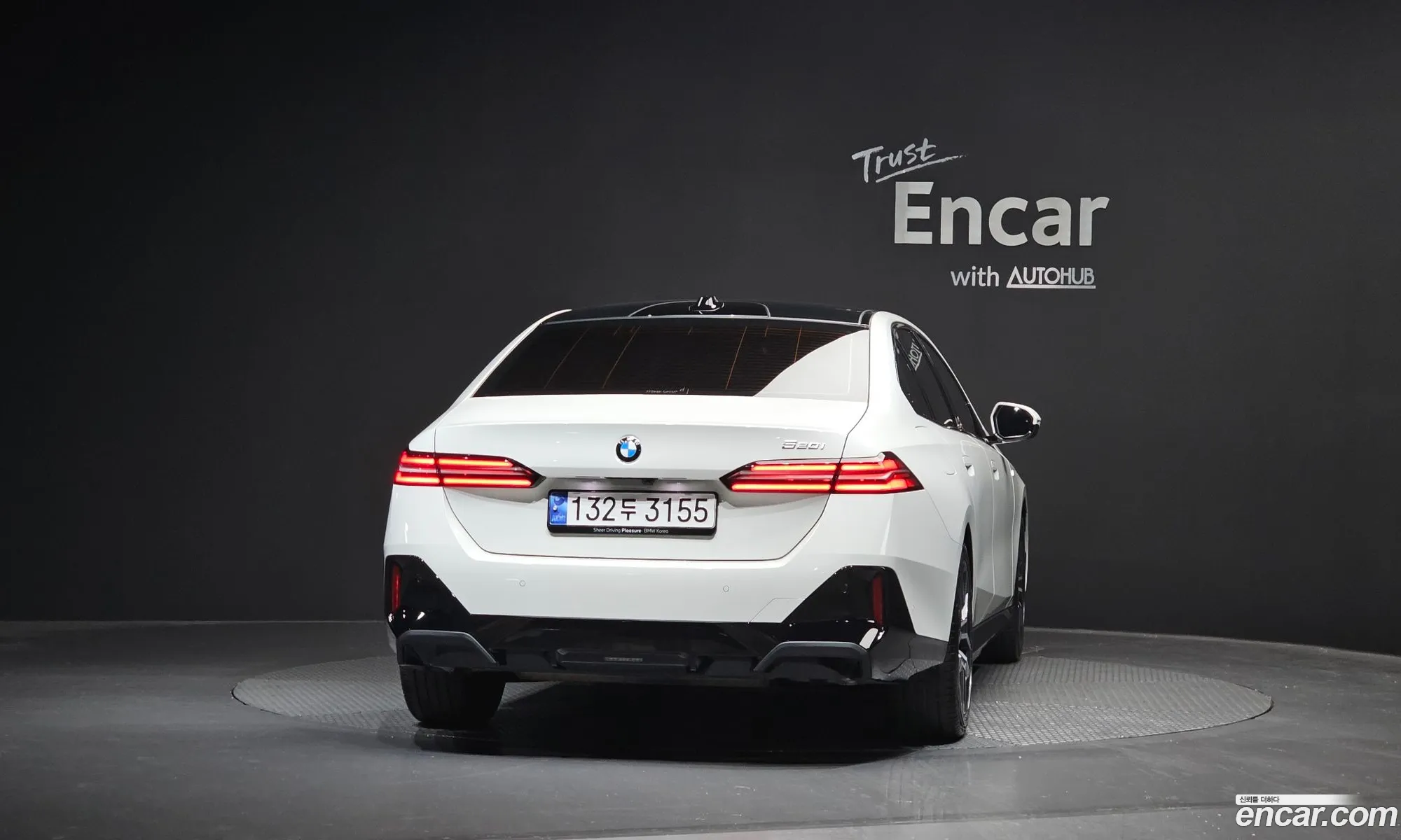BMW 5 Series 2023 — 18