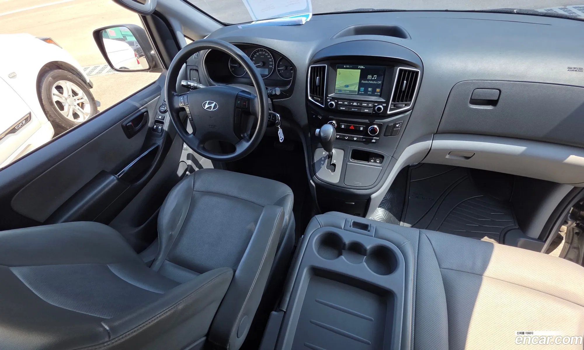 Hyundai Grand Starex 2017 — 4