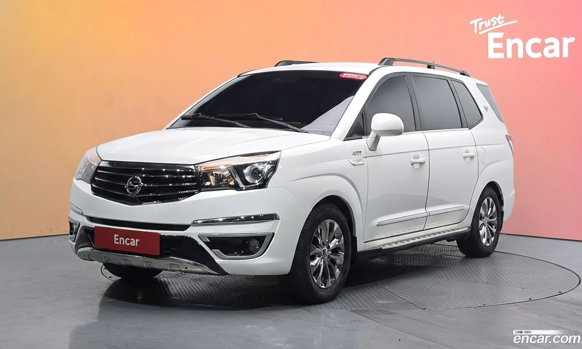 KG Mobility (SsangYong) Korando Turismo 2017 — 4