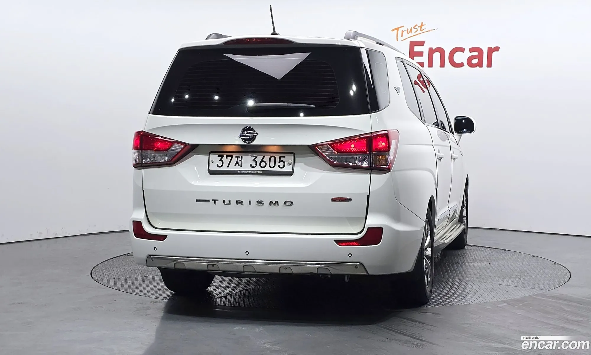 KG Mobility (SsangYong) Korando Turismo 2017 — 2