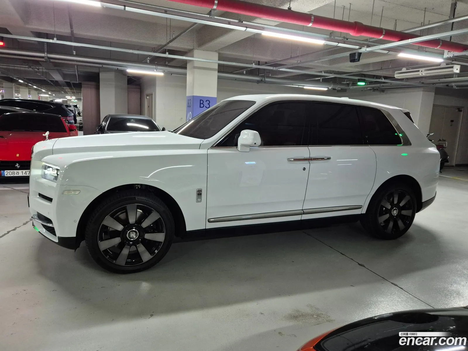 Rolls-Royce Cullinan 2023 — 19