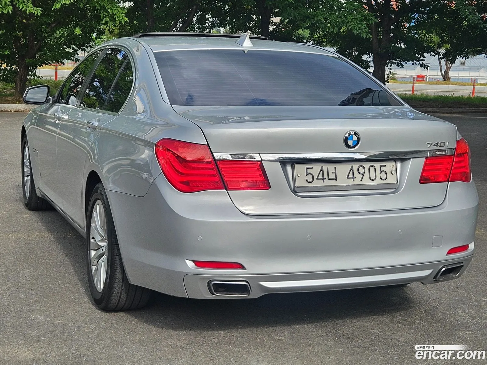 BMW 7 Series 2010 — 16