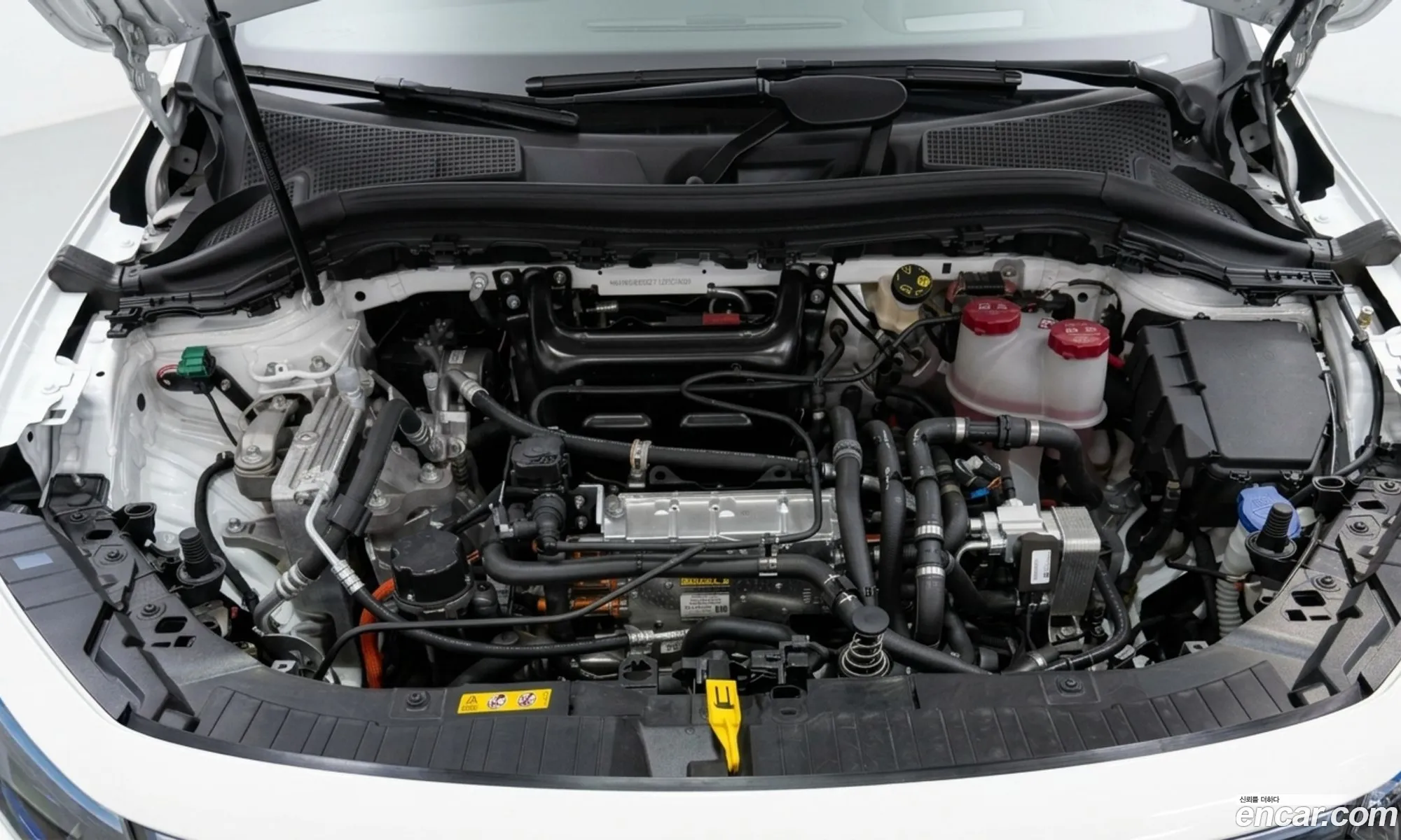 Mercedes-Benz EQA H243 2025 — 9
