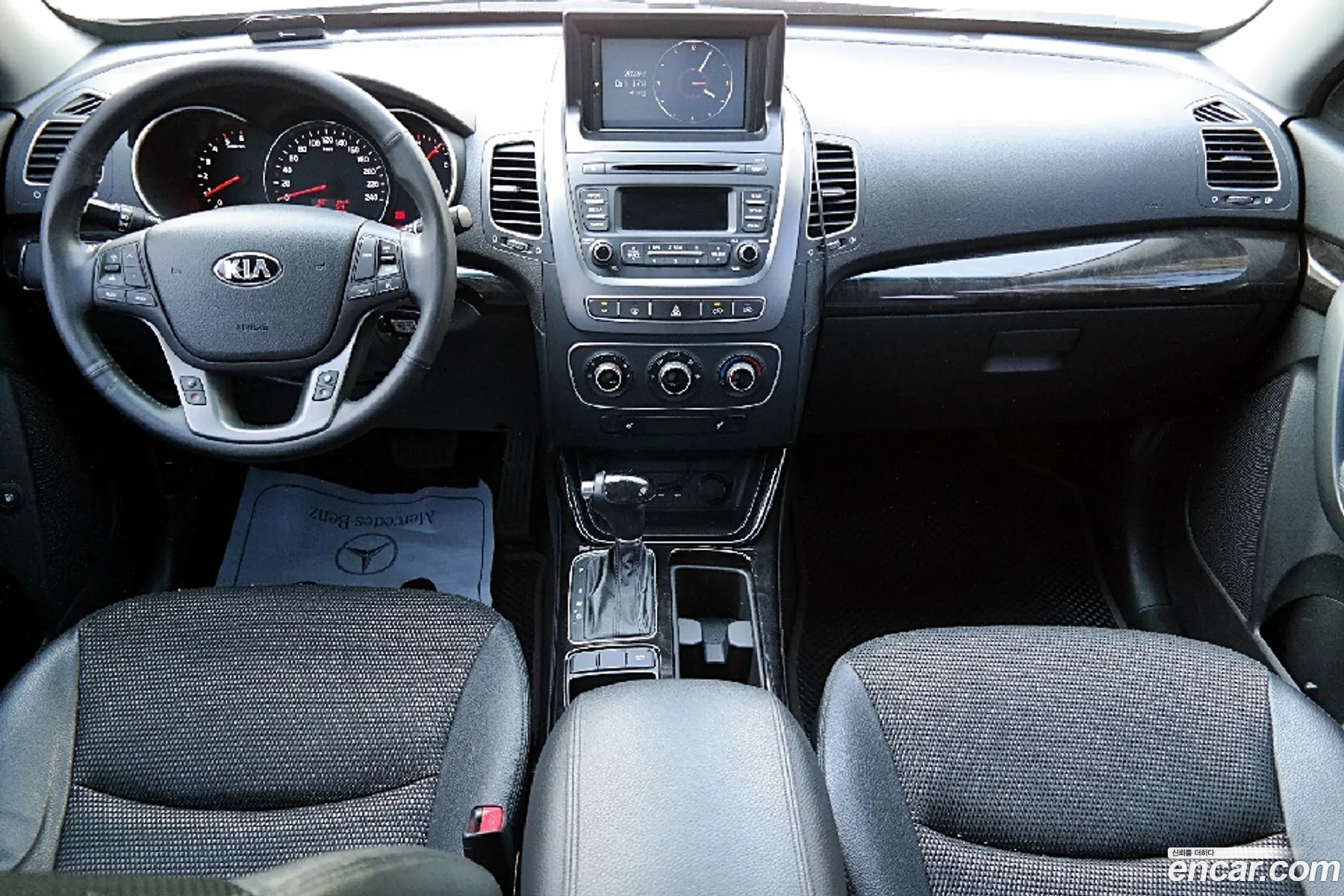 Kia Sorento R 2012 — 3