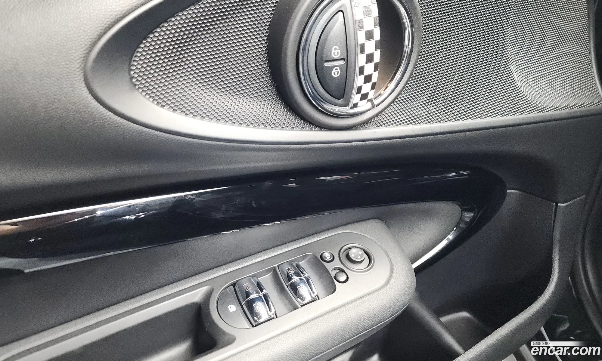 Mini Cooper Clubman 2022 — 2