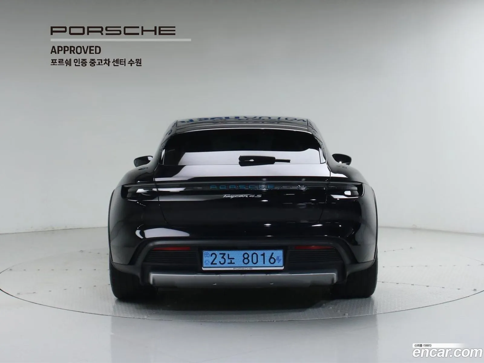 Porsche Taycan 2025 — 19