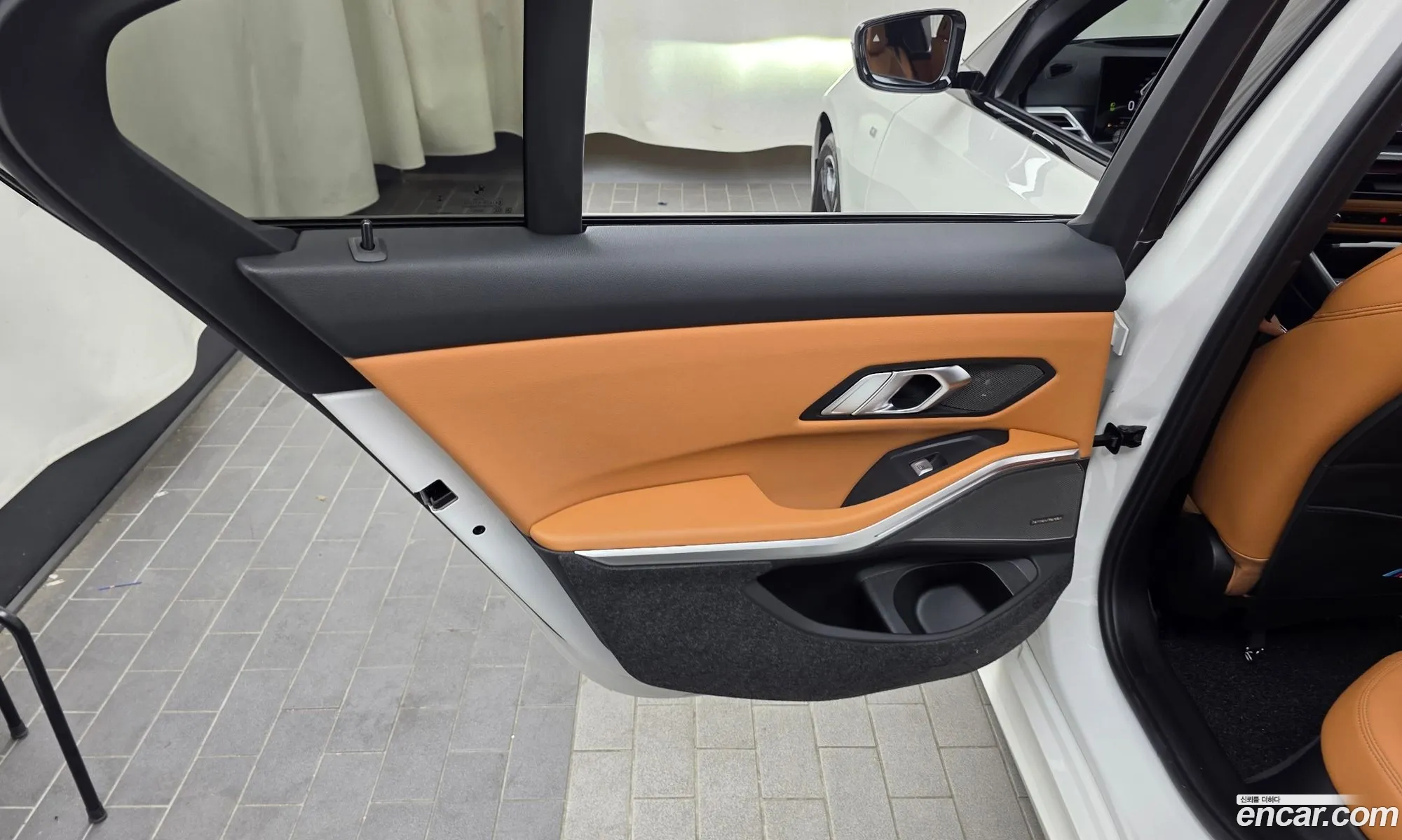 BMW 3 Series 2024 — 7