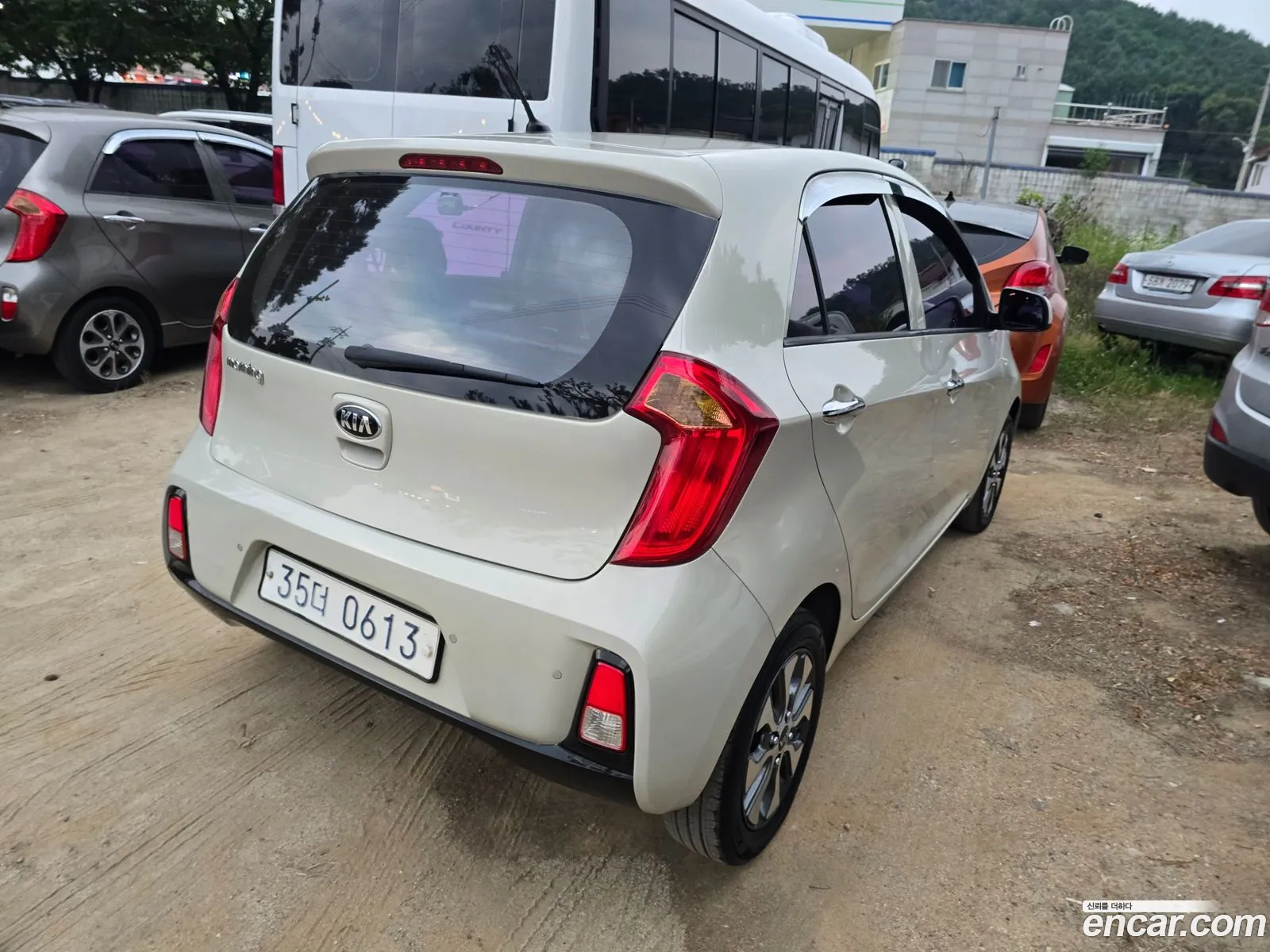 Kia Morning 2015 — 11