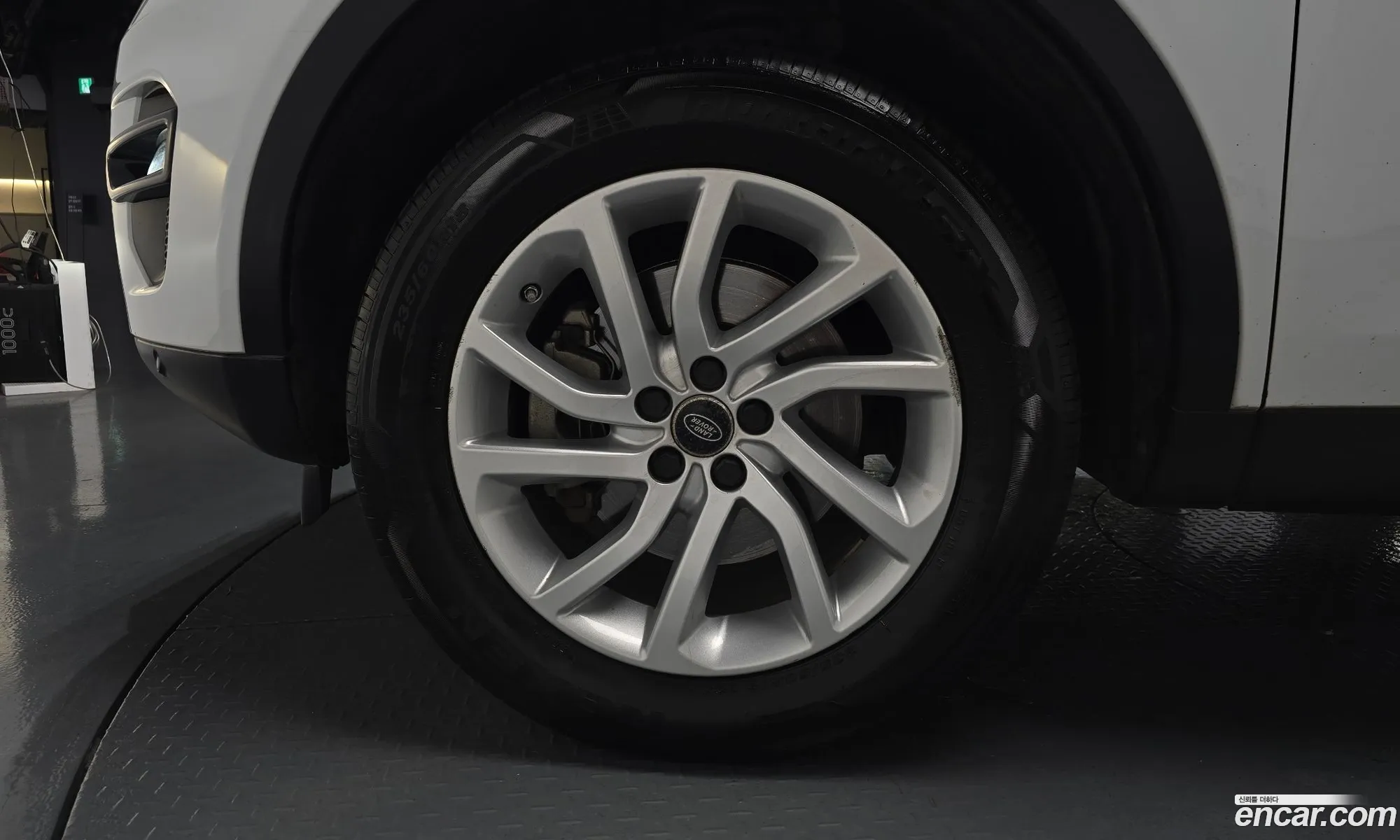 Land Rover Discovery Sport 2018 — 31