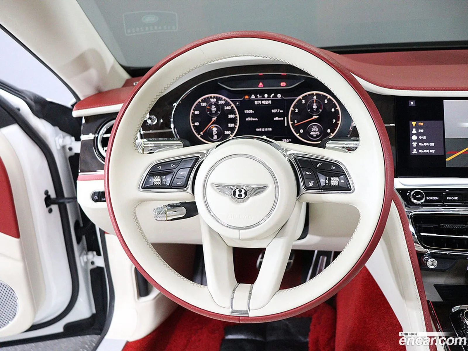 Bentley Flying Spur 2021 — 13