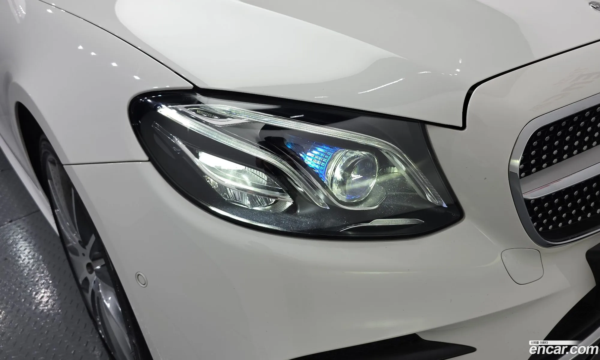 Mercedes-Benz E-Class W213 2020 — 19