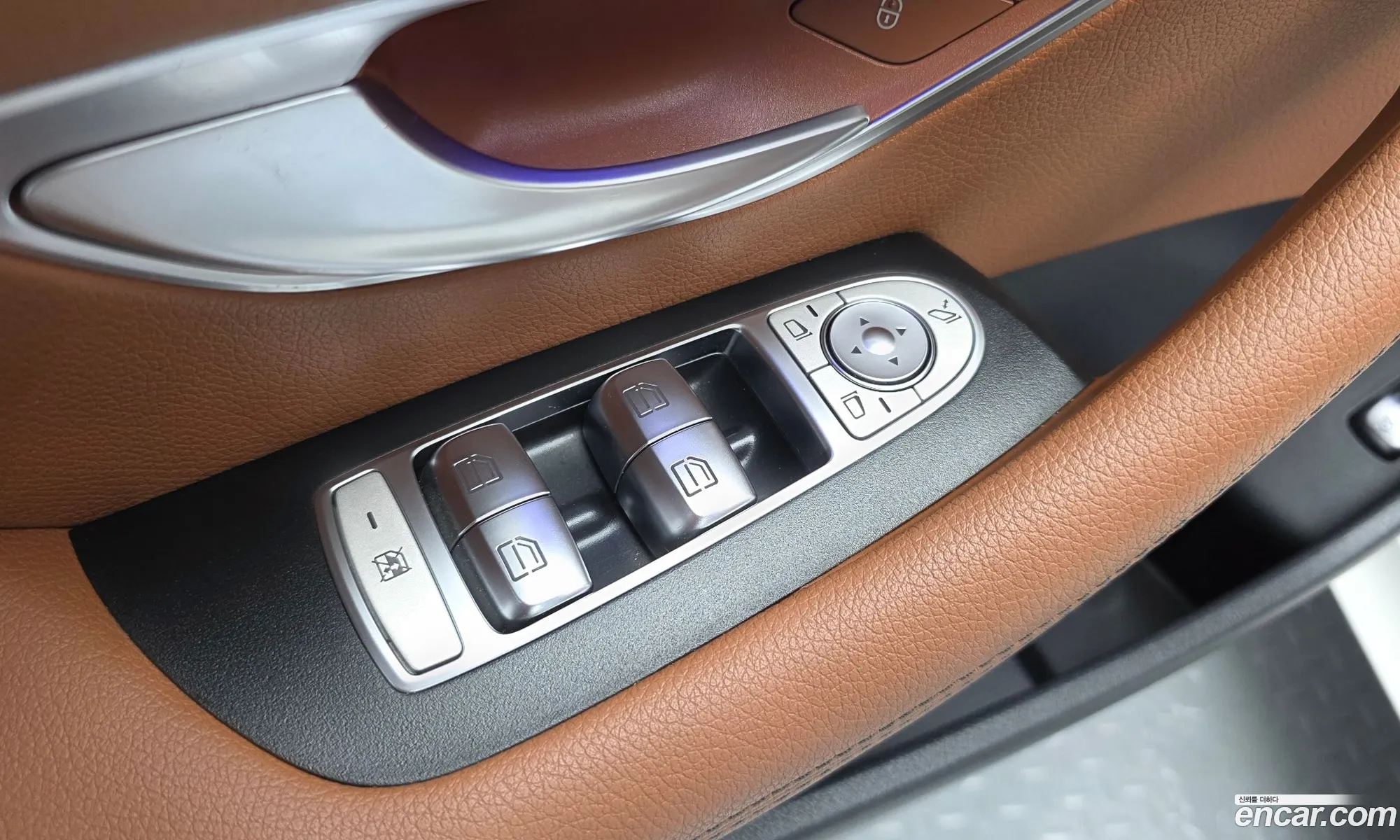 Mercedes-Benz E-Class W213 2020 — 30