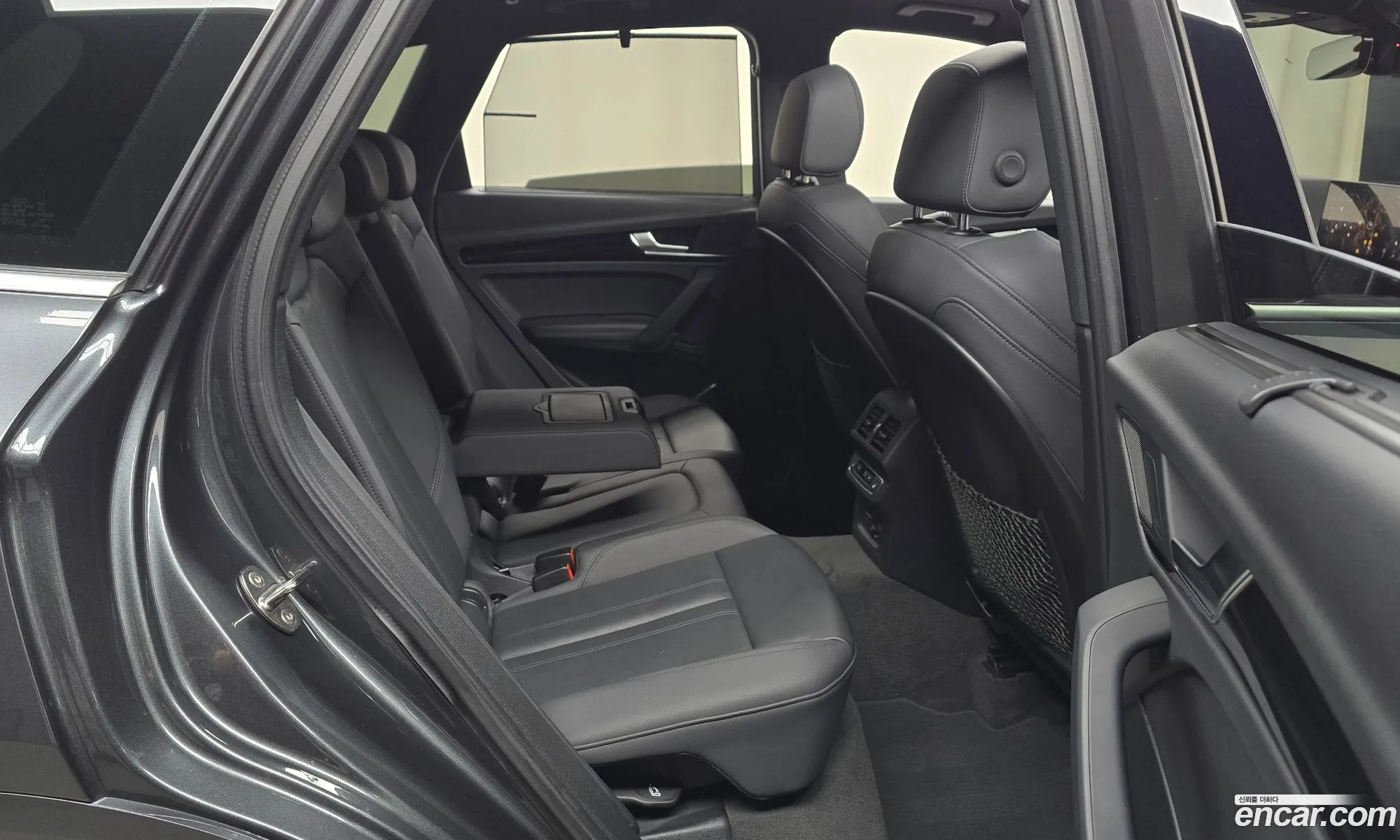 Audi Q5 2021 WAUZZZFYXM2049809 — 14
