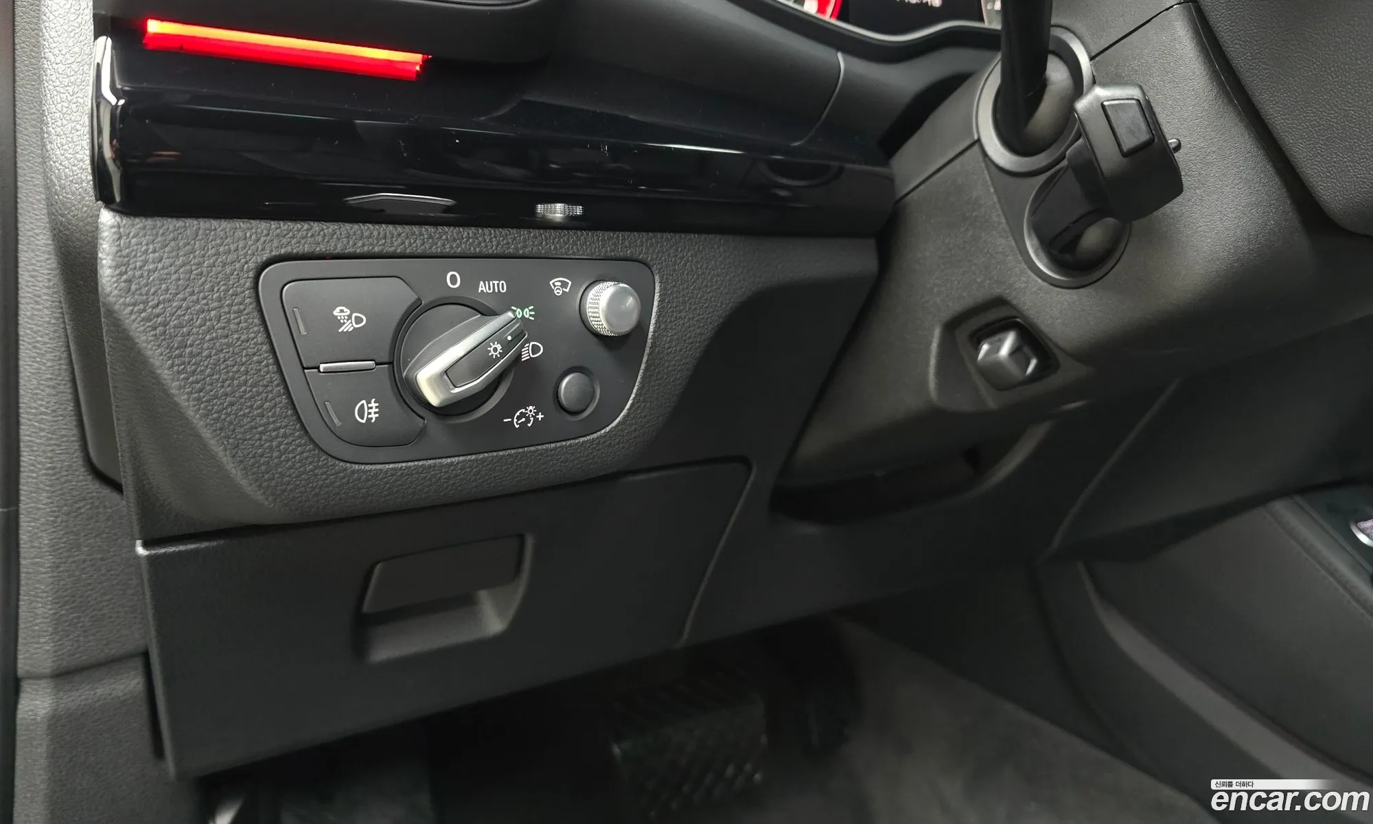 Audi Q5 2021 WAUZZZFYXM2049809 — 4