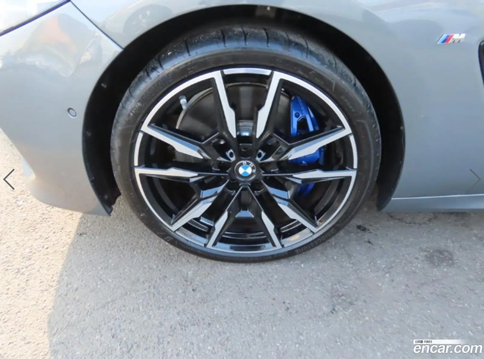 BMW 8 Series 2024 — 17