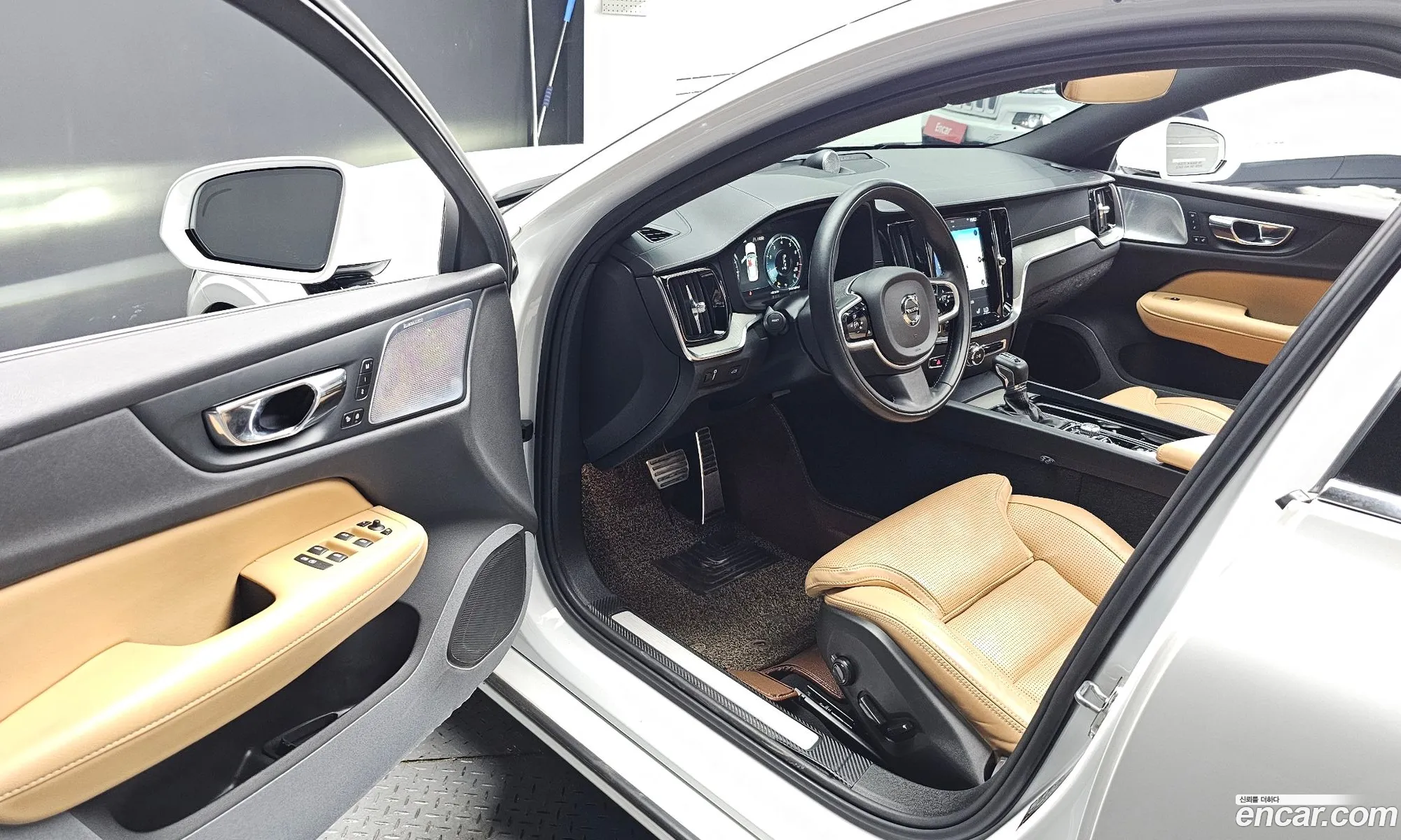 Volvo S60 2020 7JRZS102DLG032305 — 20