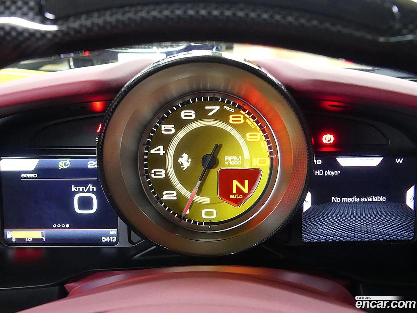 Ferrari F8 Spider 2021 — 16