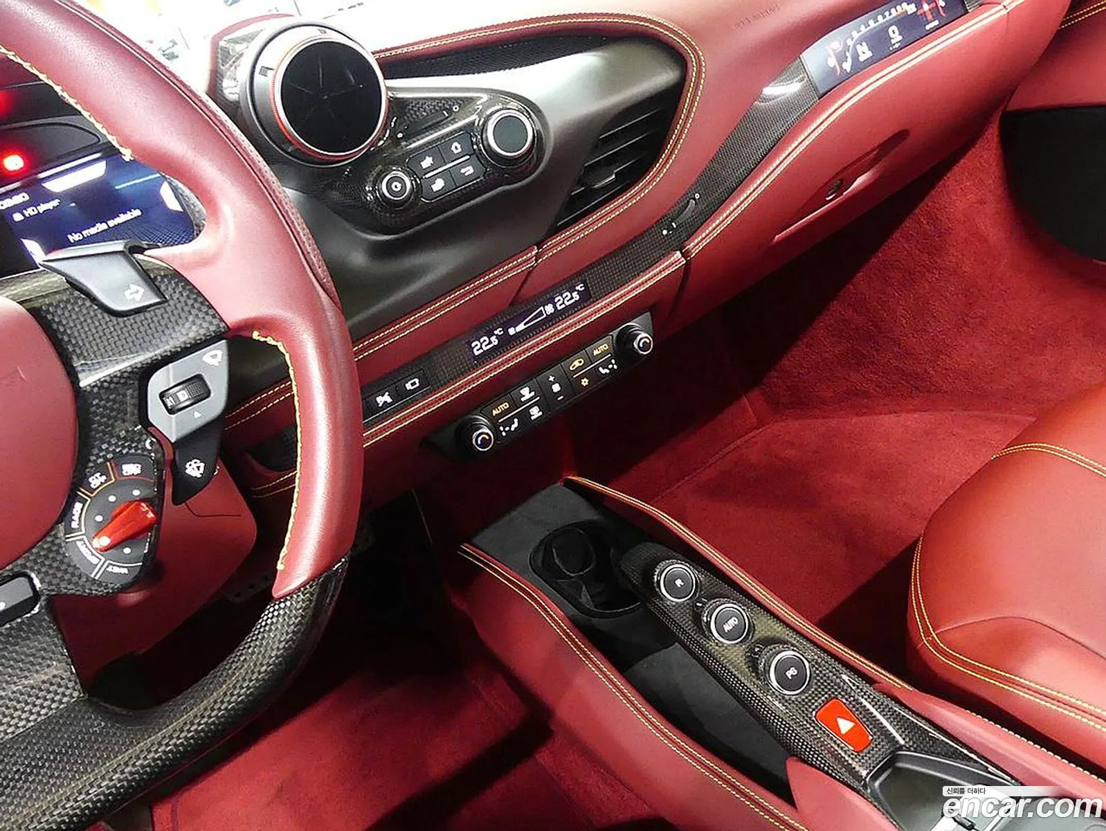 Ferrari F8 Spider 2021 — 18