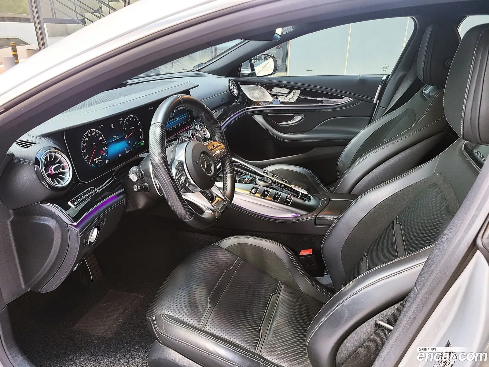 Mercedes-Benz AMG GT 2019 — 10