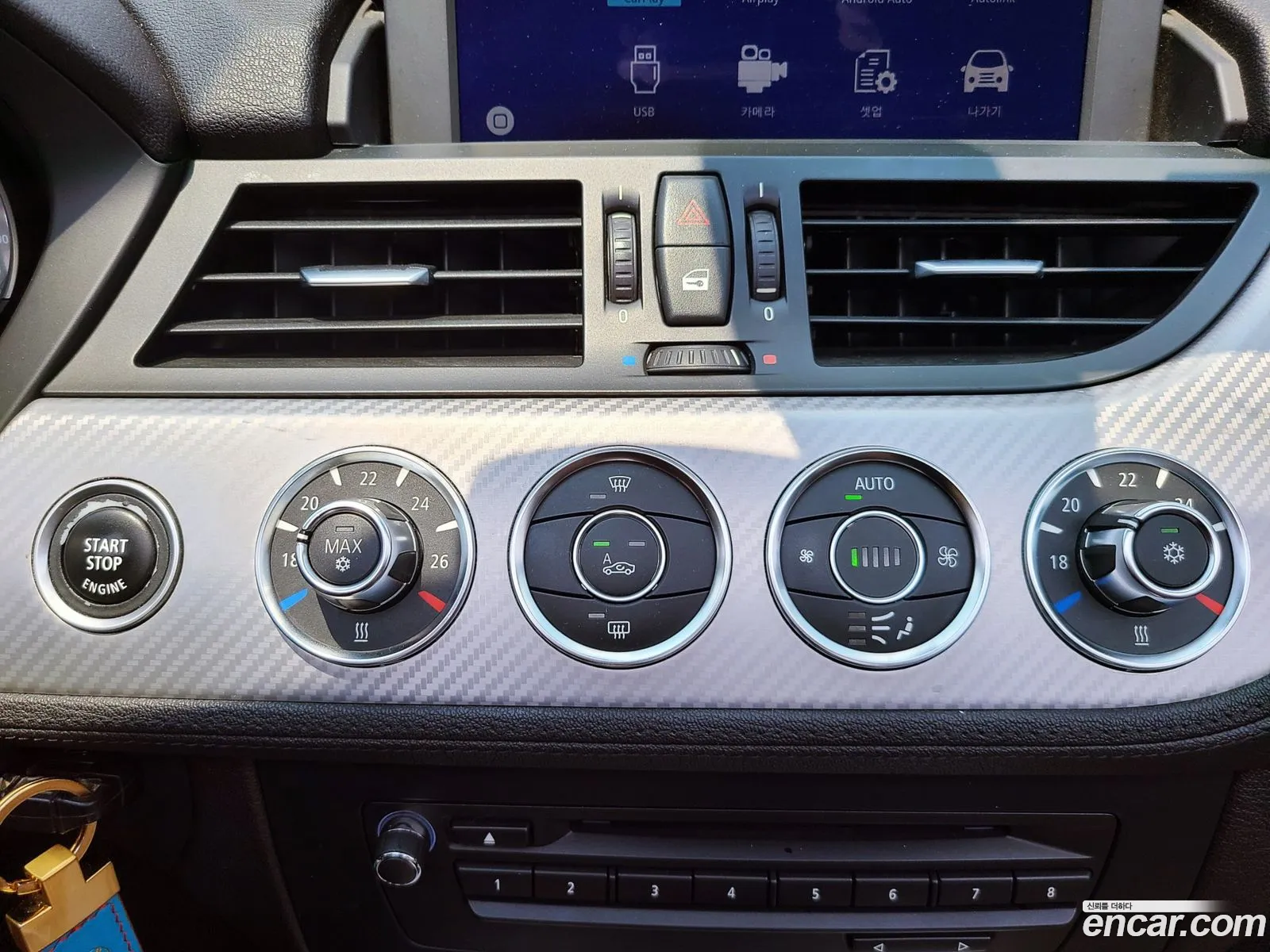 BMW Z4 2012 — 18