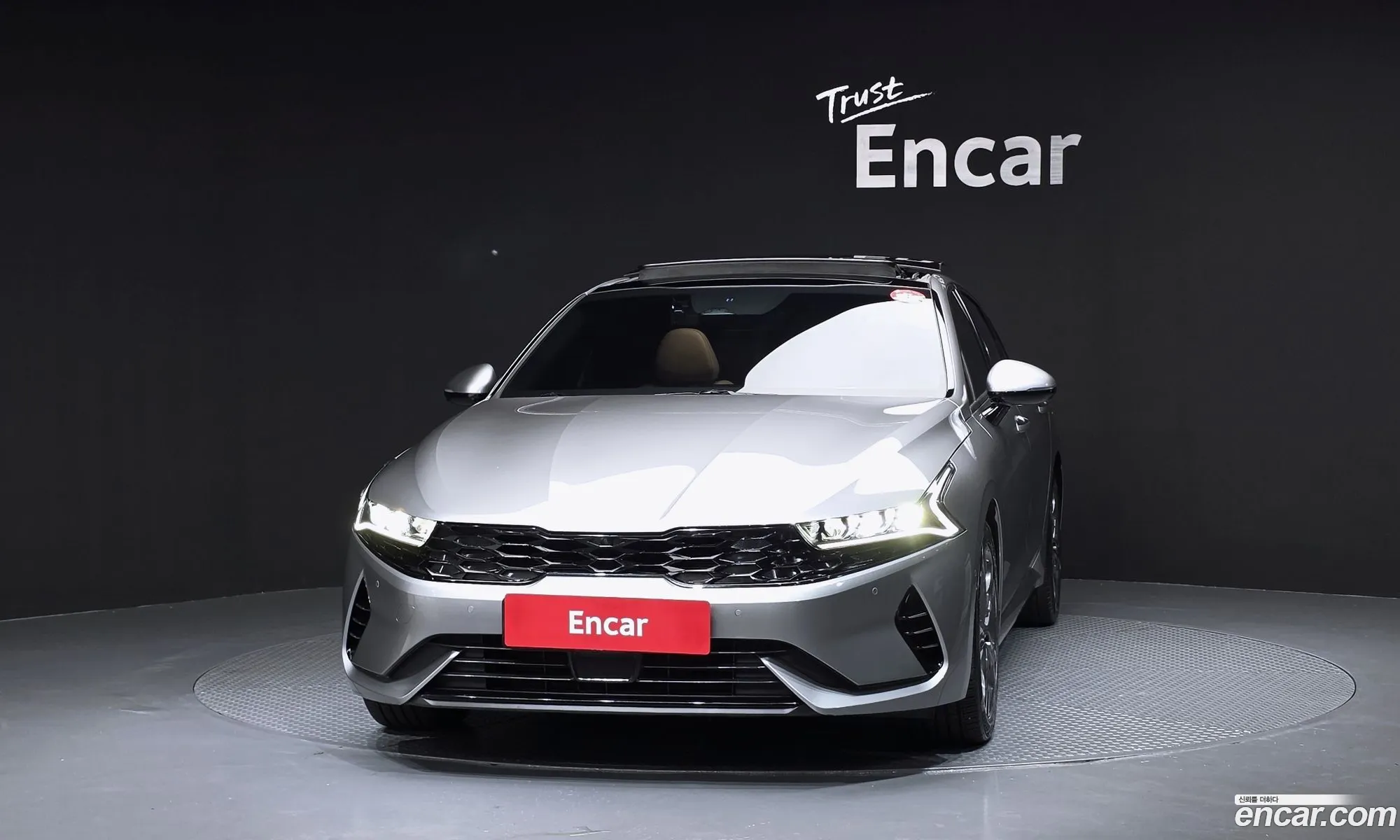 Kia K5 Hybrid 2021 — 4