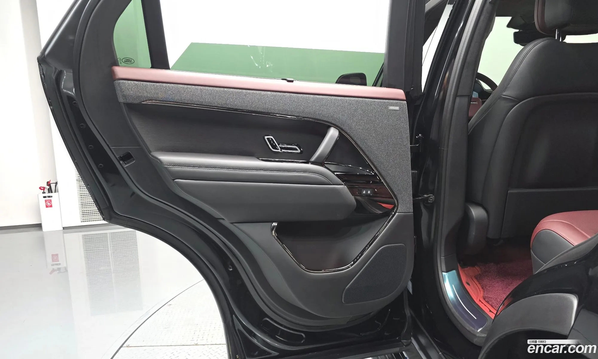 Land Rover Range Rover Sport 2025 — 31