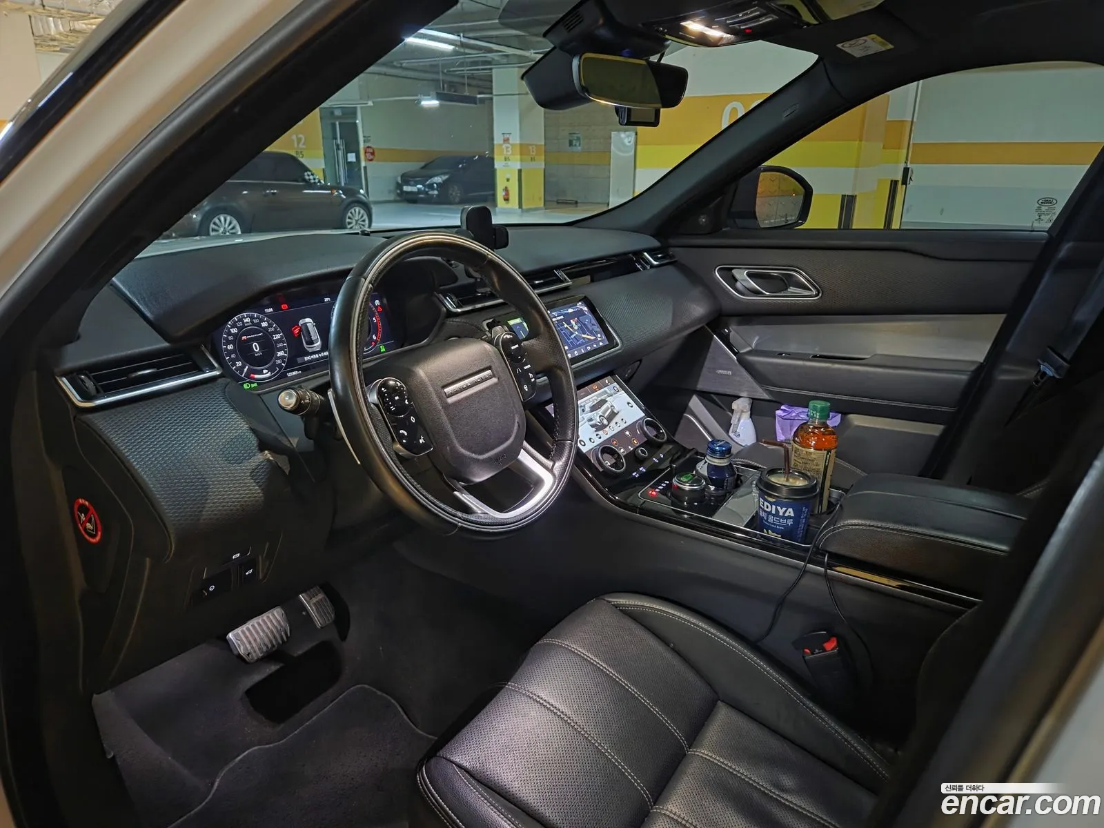Land Rover Range Rover Velar 2018 — 11