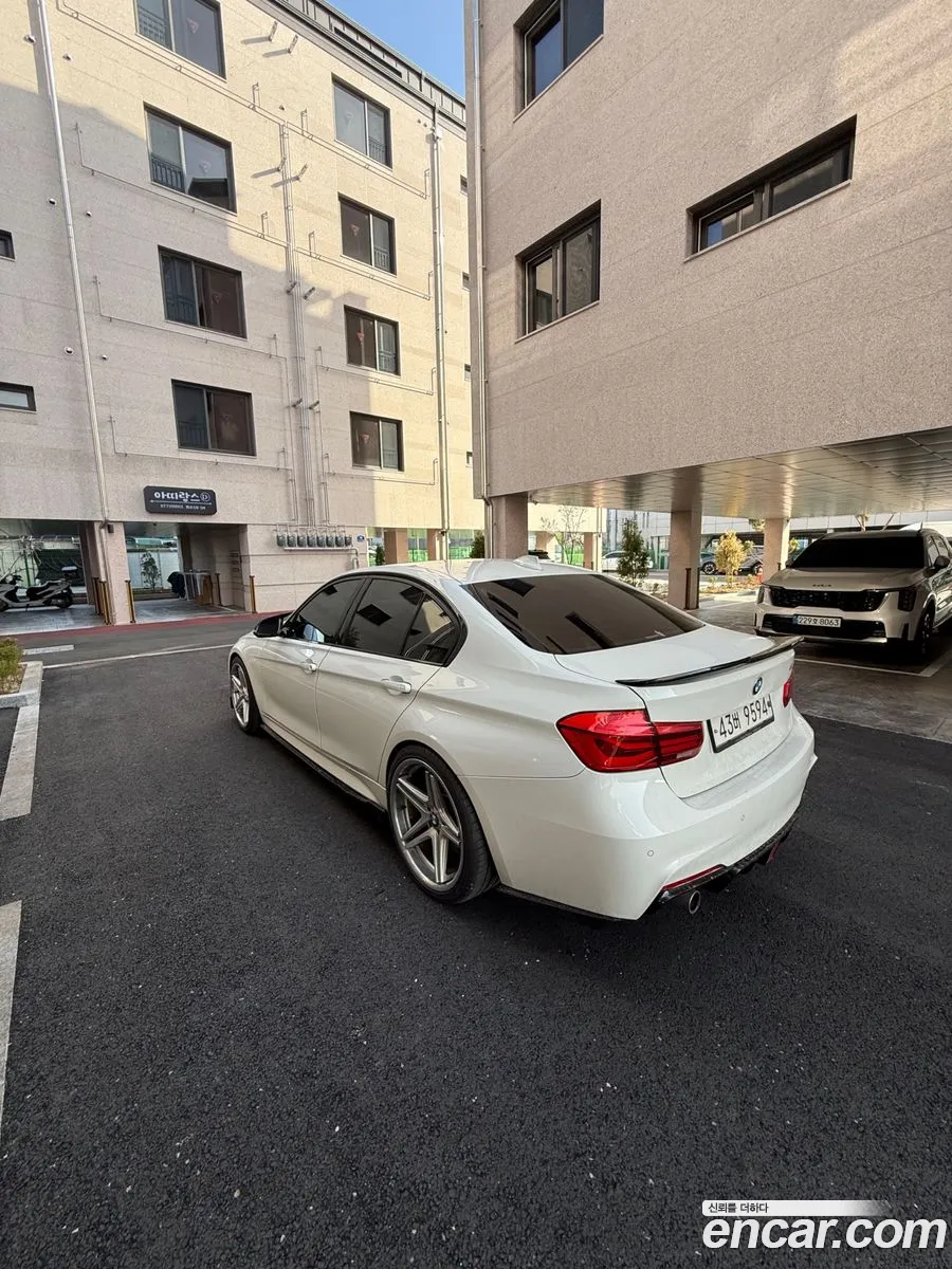 BMW 3 Series 2017 — 17