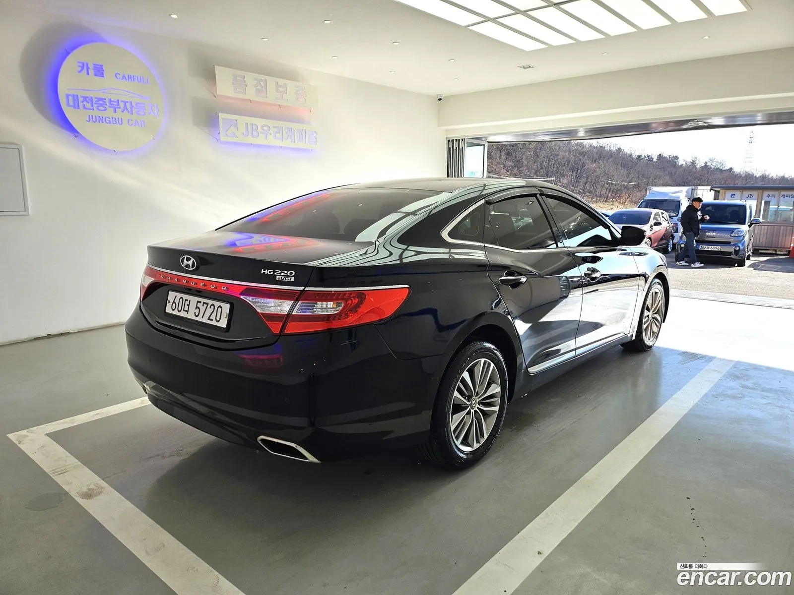 Hyundai Grandeur HG 2014 — 4