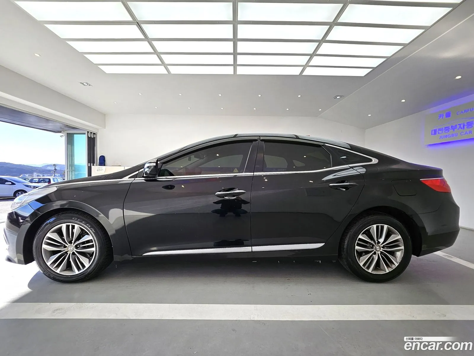 Hyundai Grandeur HG 2014 — 2