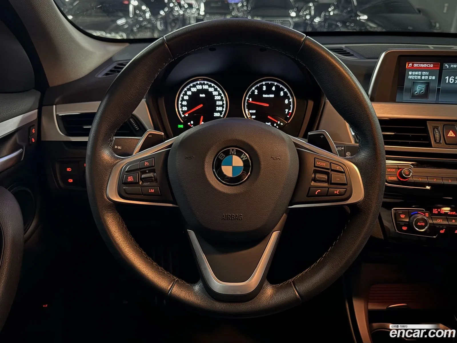 BMW X1 2019 — 17
