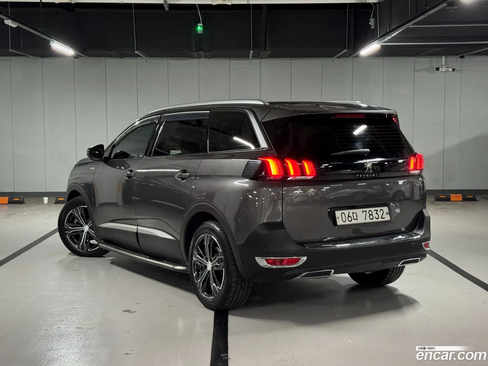 Peugeot 5008 2018 — 11