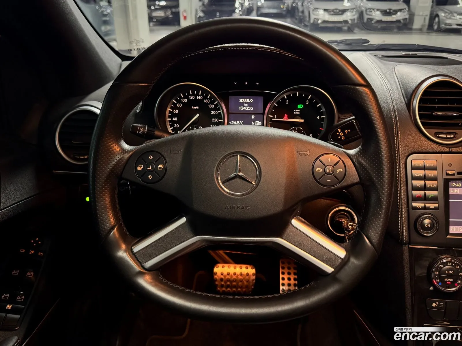 Mercedes-Benz M-Class W164 2011 — 2