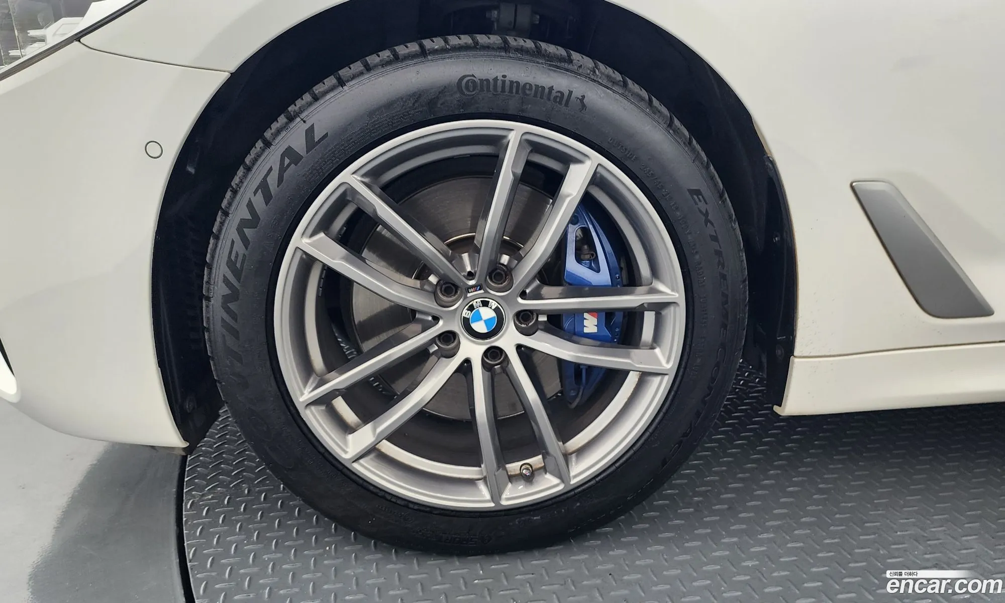 BMW 5 Series 2017 — 3