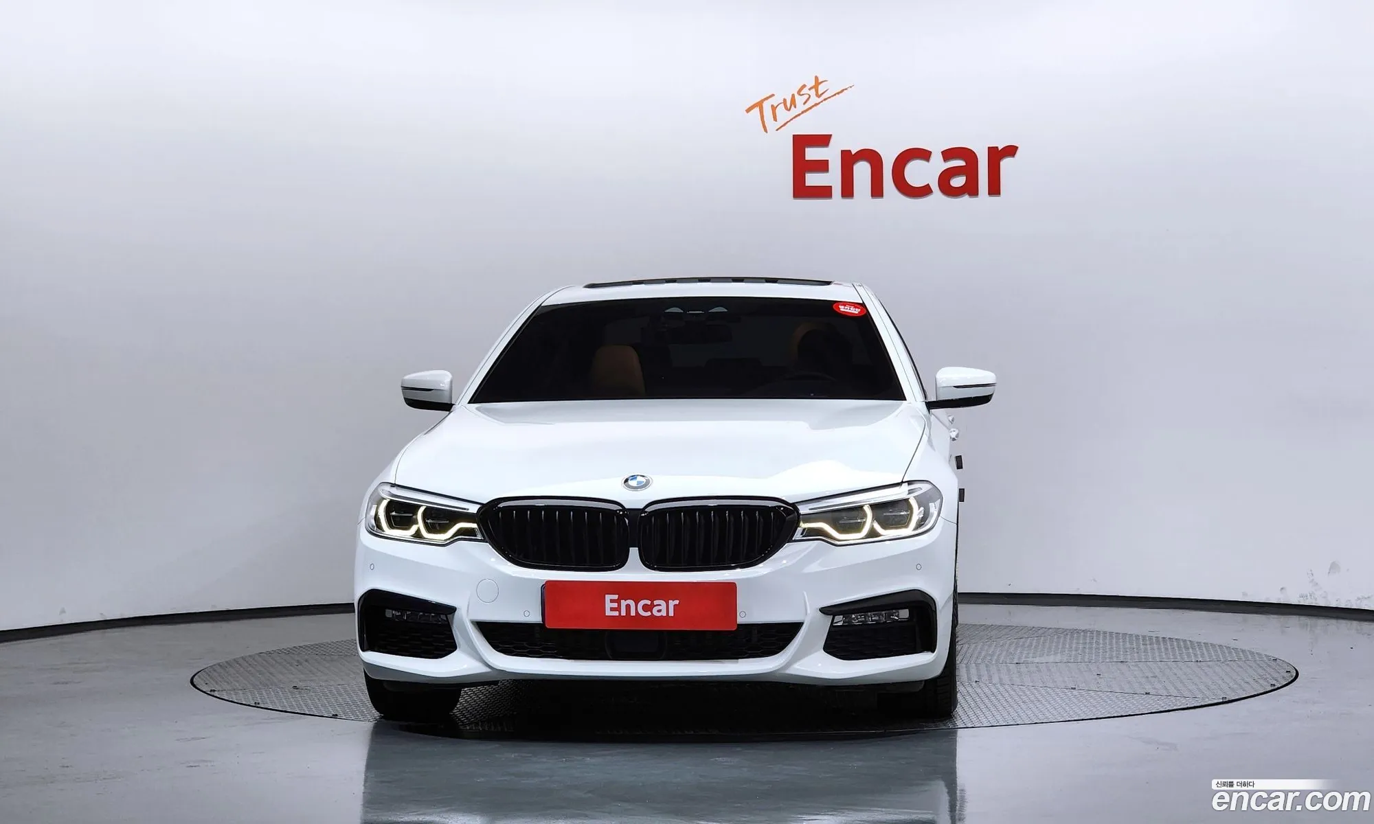 BMW 5 Series 2017 — 5