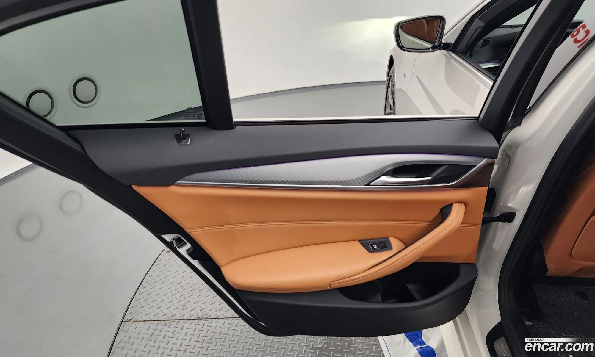 BMW 5 Series 2017 — 11
