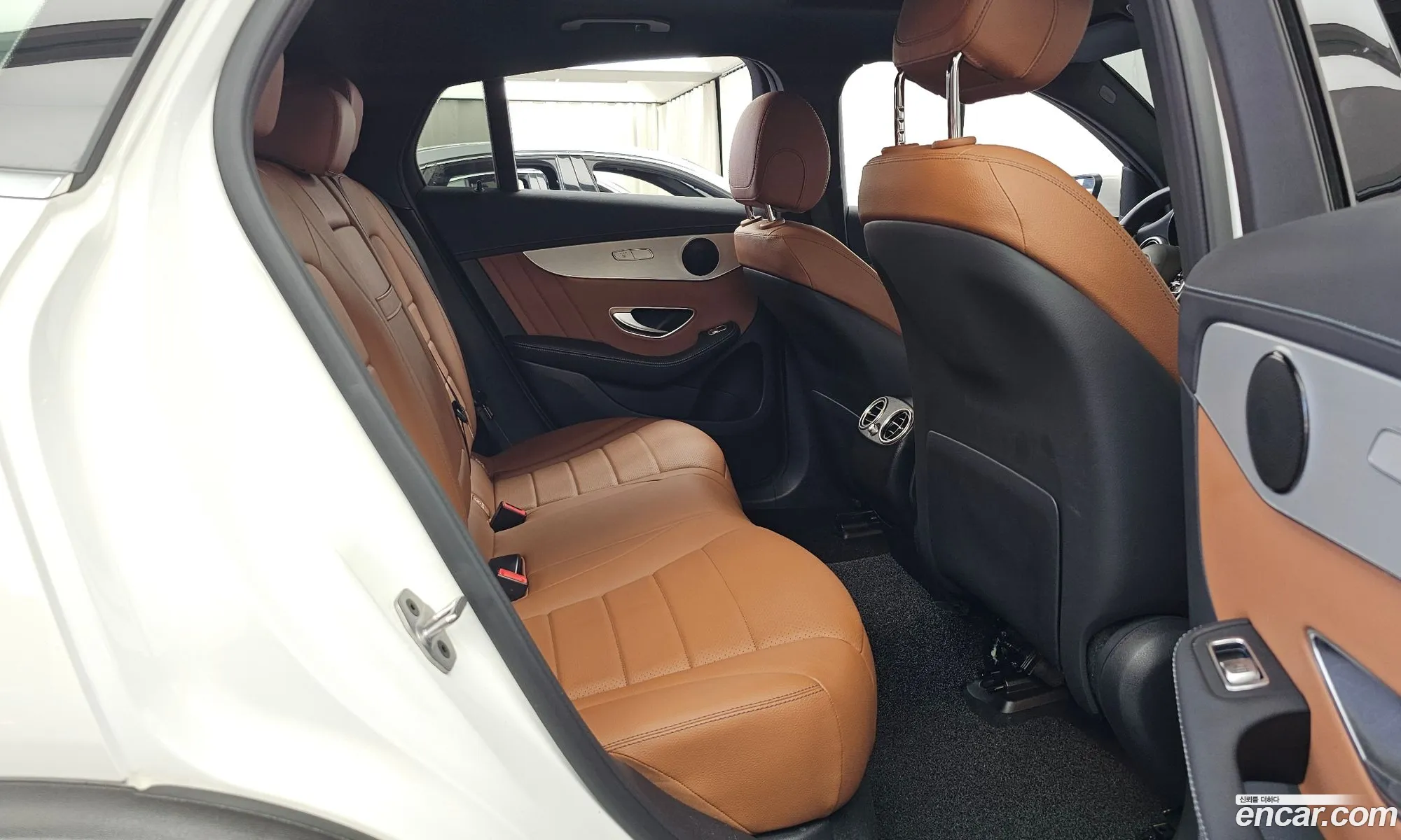 Mercedes-Benz GLC-Class X253 2023 — 17