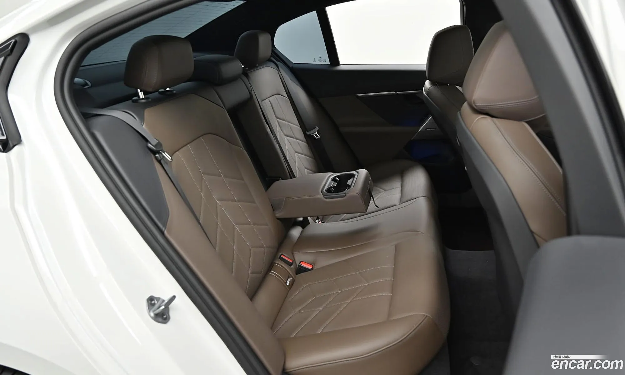 BMW 5 Series 2025 — 4