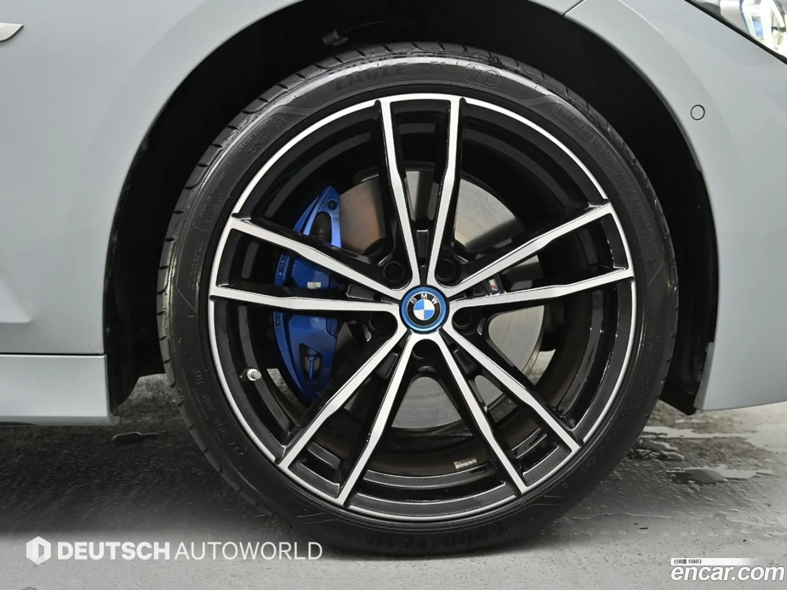 BMW 3 Series 2023 — 9