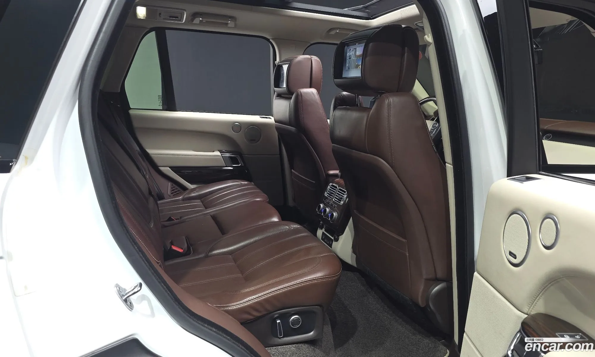 Land Rover Range Rover 2017 SALGA2FE3HA332281 — 2