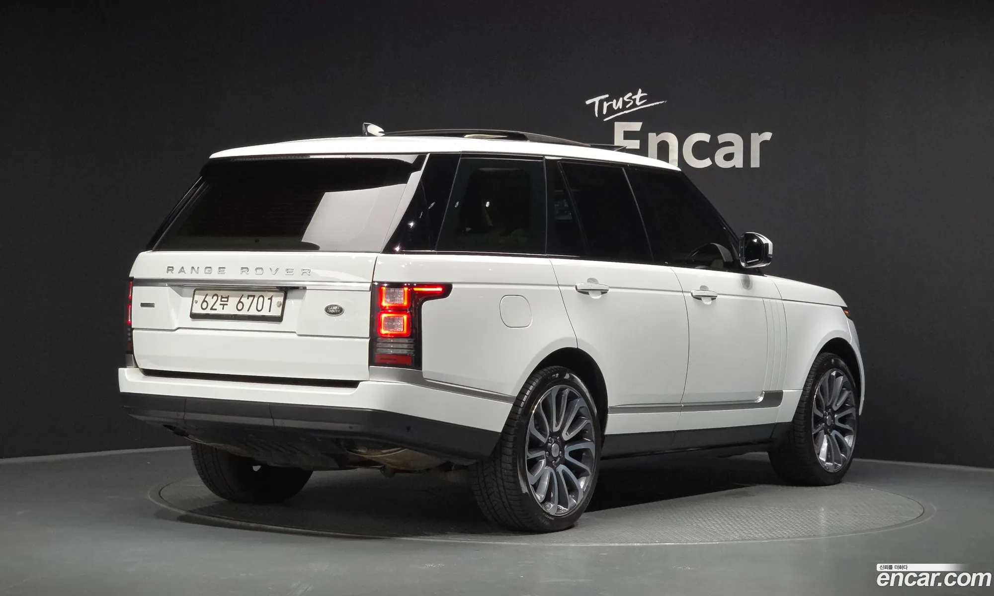 Land Rover Range Rover 2017 SALGA2FE3HA332281 — 11