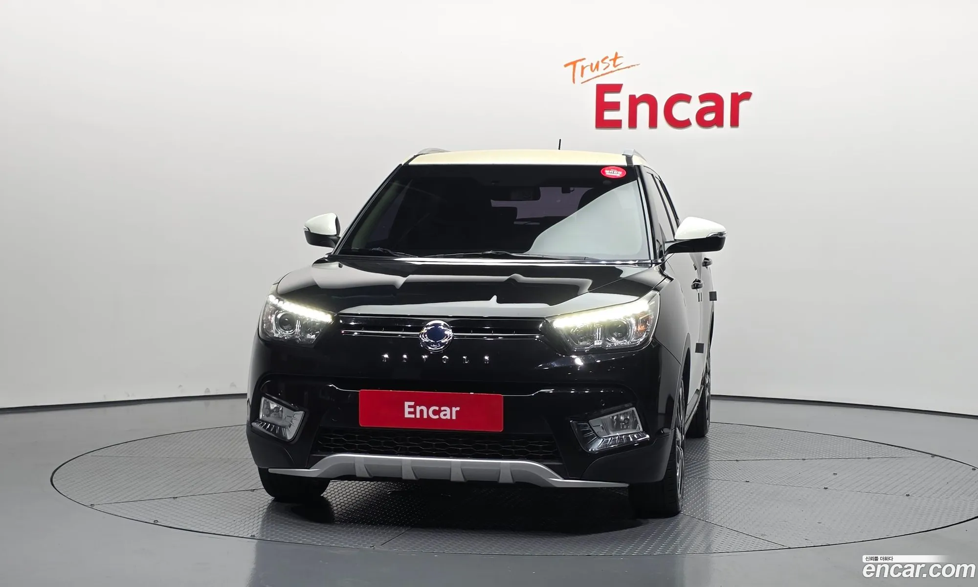 KG Mobility (SsangYong) Tivoli 2015 — 4