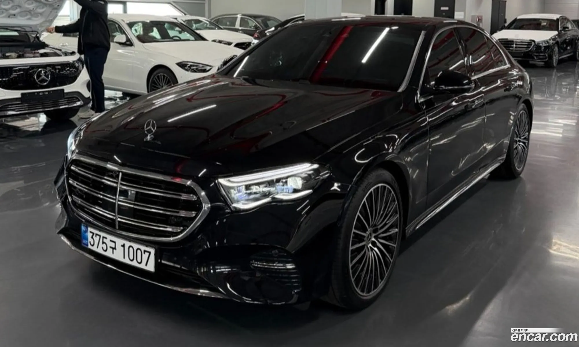Mercedes-Benz E-Class W214 2026 — 8