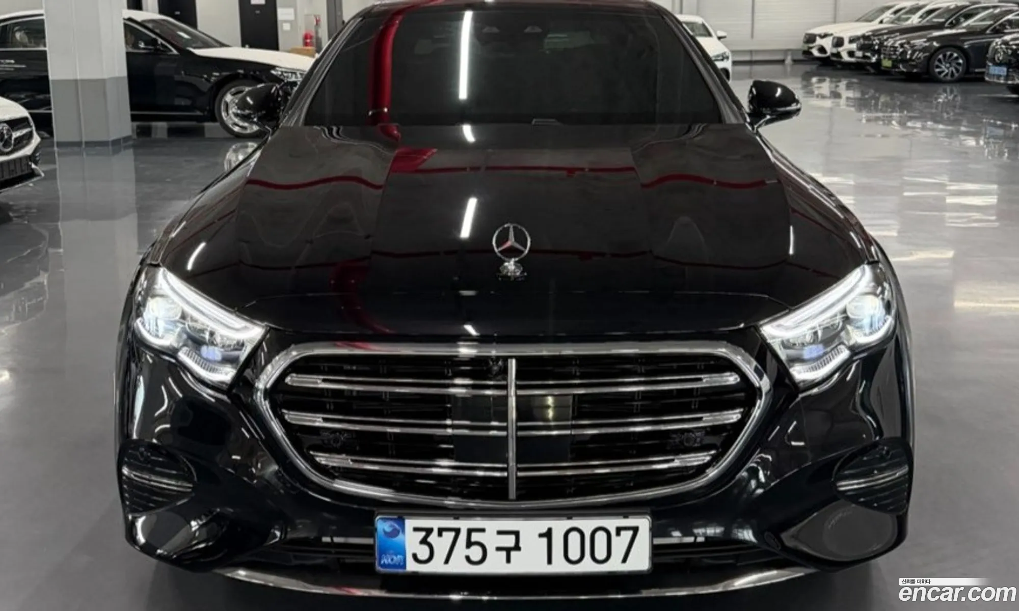 Mercedes-Benz E-Class W214 2026 — 9