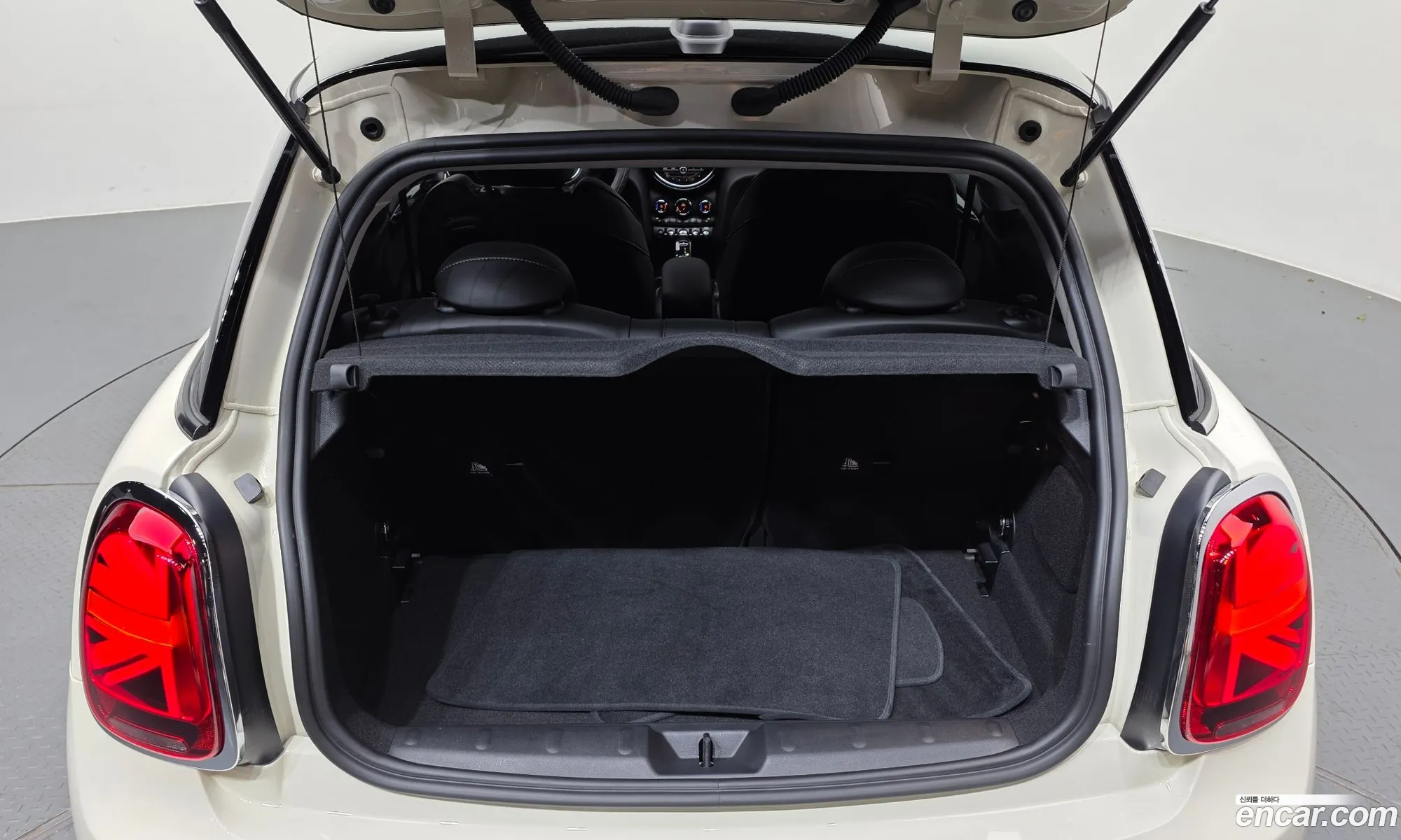 Mini Cooper 2021 WMW41DH06N2R17544 — 18