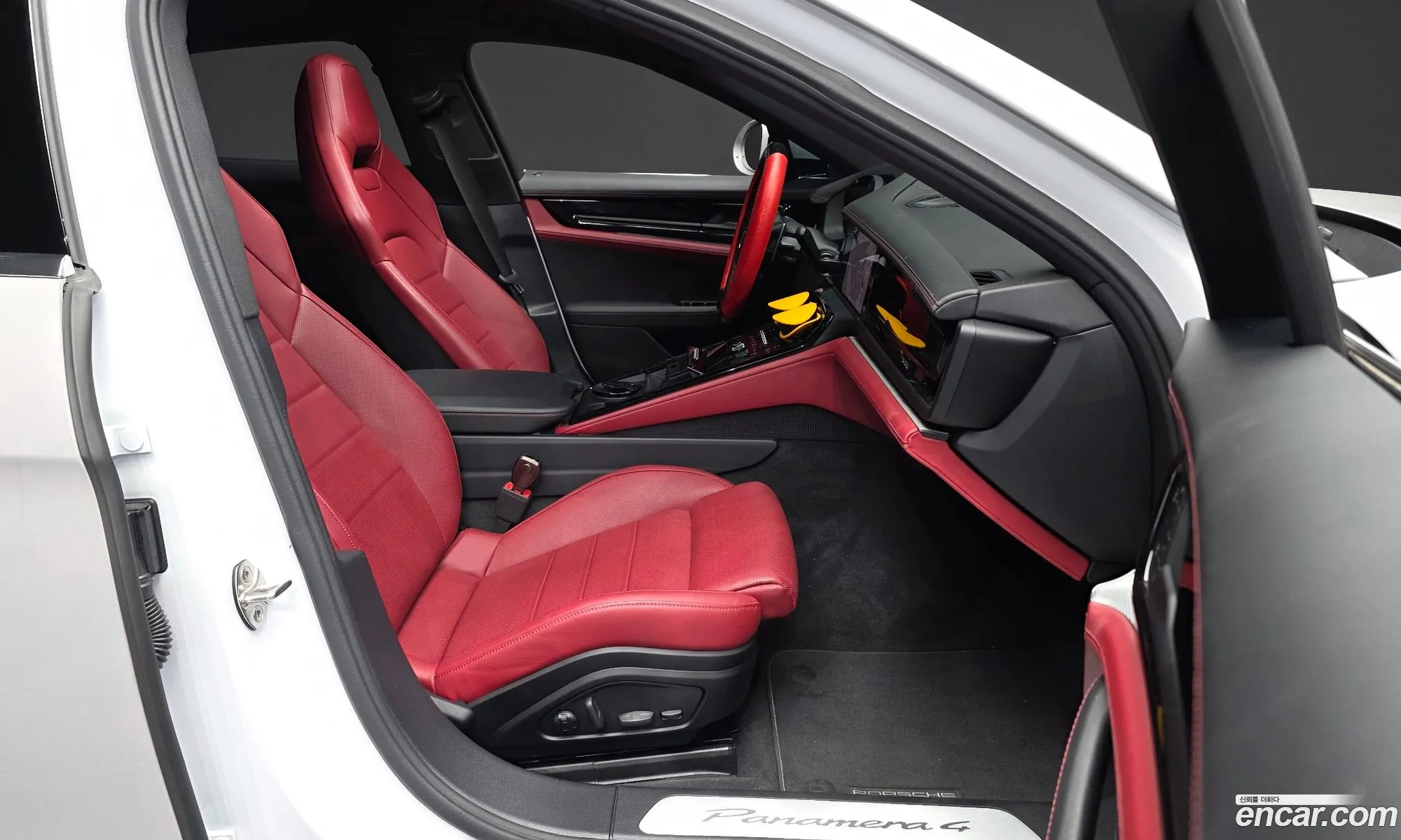Porsche Panamera 2024 WP0AA2YA3RL002332 — 3