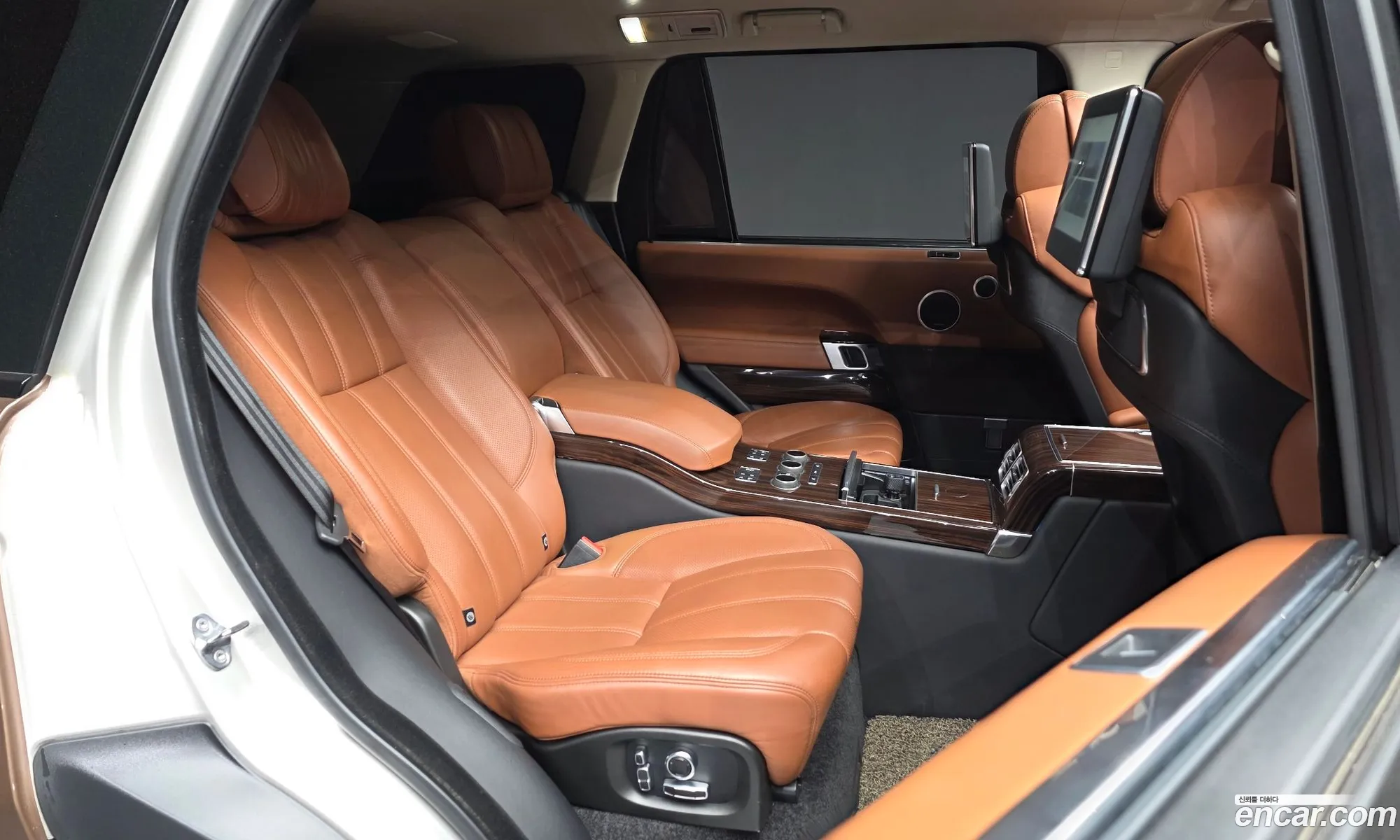Land Rover Range Rover 2017 SALGA3FJ5HA349103 — 14