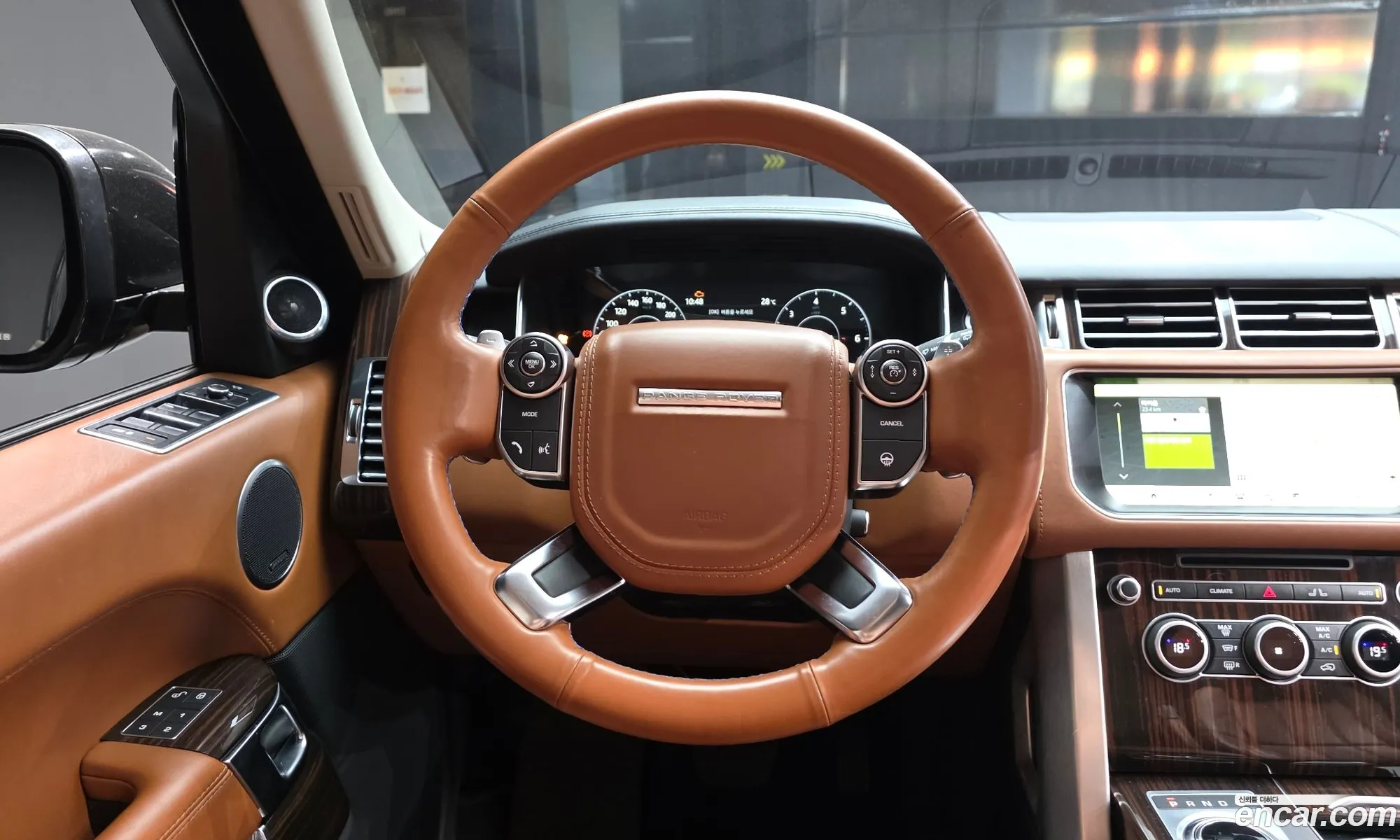 Land Rover Range Rover 2017 SALGA3FJ5HA349103 — 16