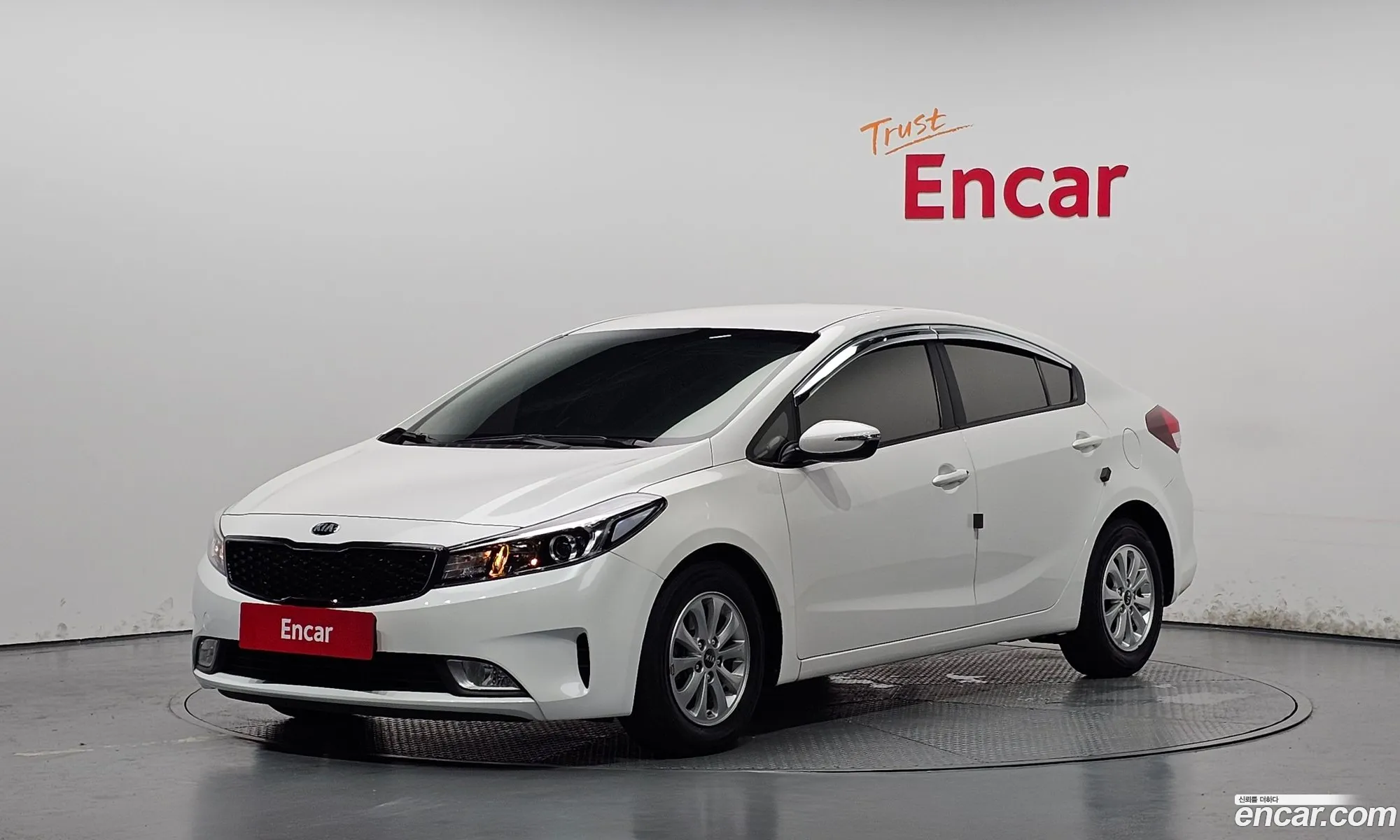 Kia K3 2017 — 4